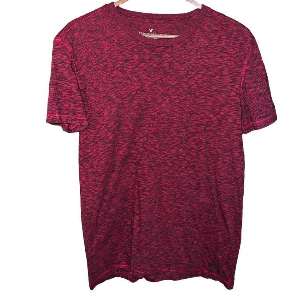American‎ Eagle red and black marled short sleeved men’s small t-shirt